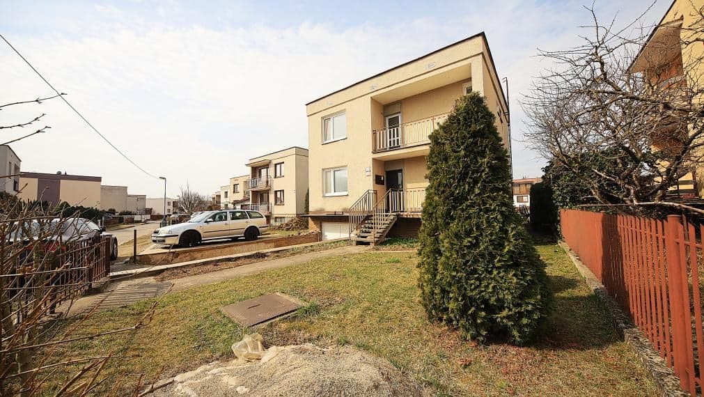 Na predaj priestranný rodinný dom po rekonštrukcii v Dubnici nad Váhom – fotka 2