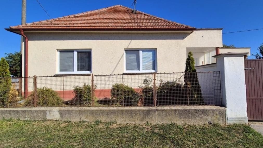 Predaj, rodinný dom - Ludanice (F002-12-ANZI)